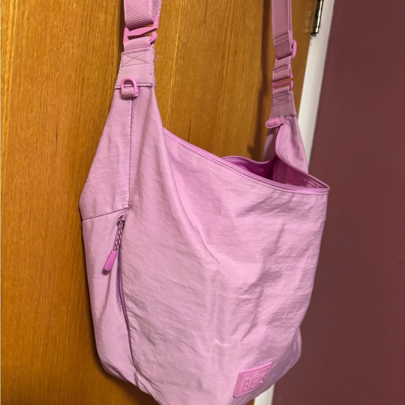 Beis Convertable Purse - Picture 3 of 5